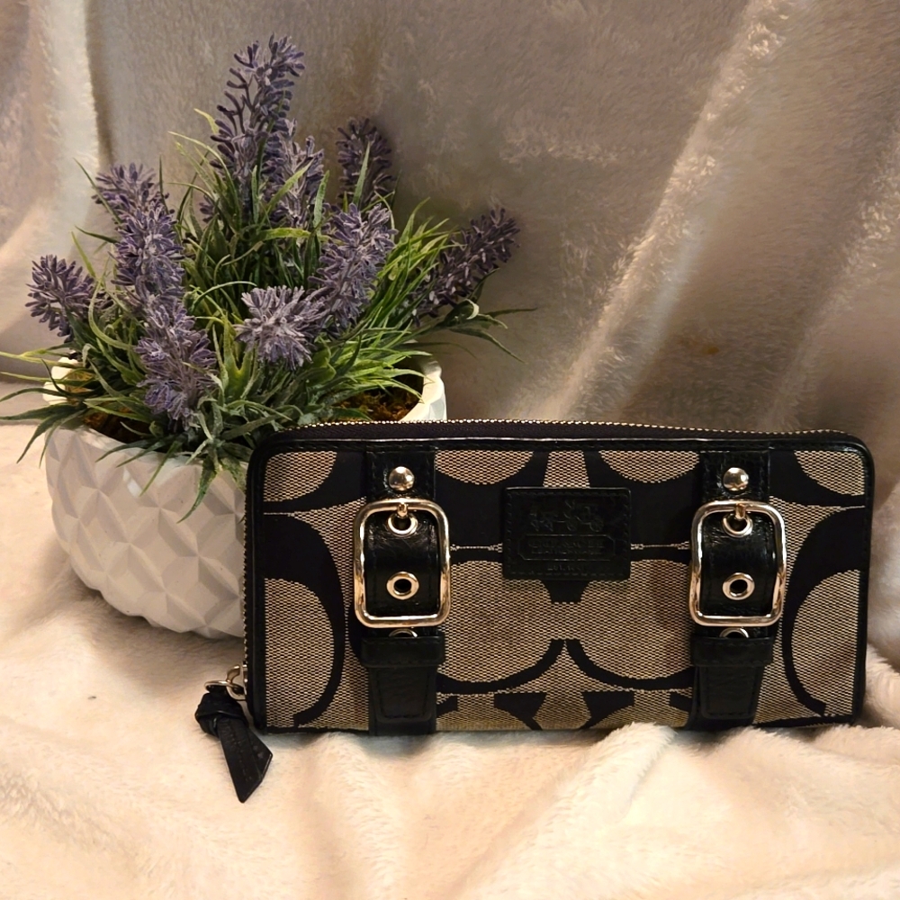 Coach Signature Belt Wallet Black with Lt Blue